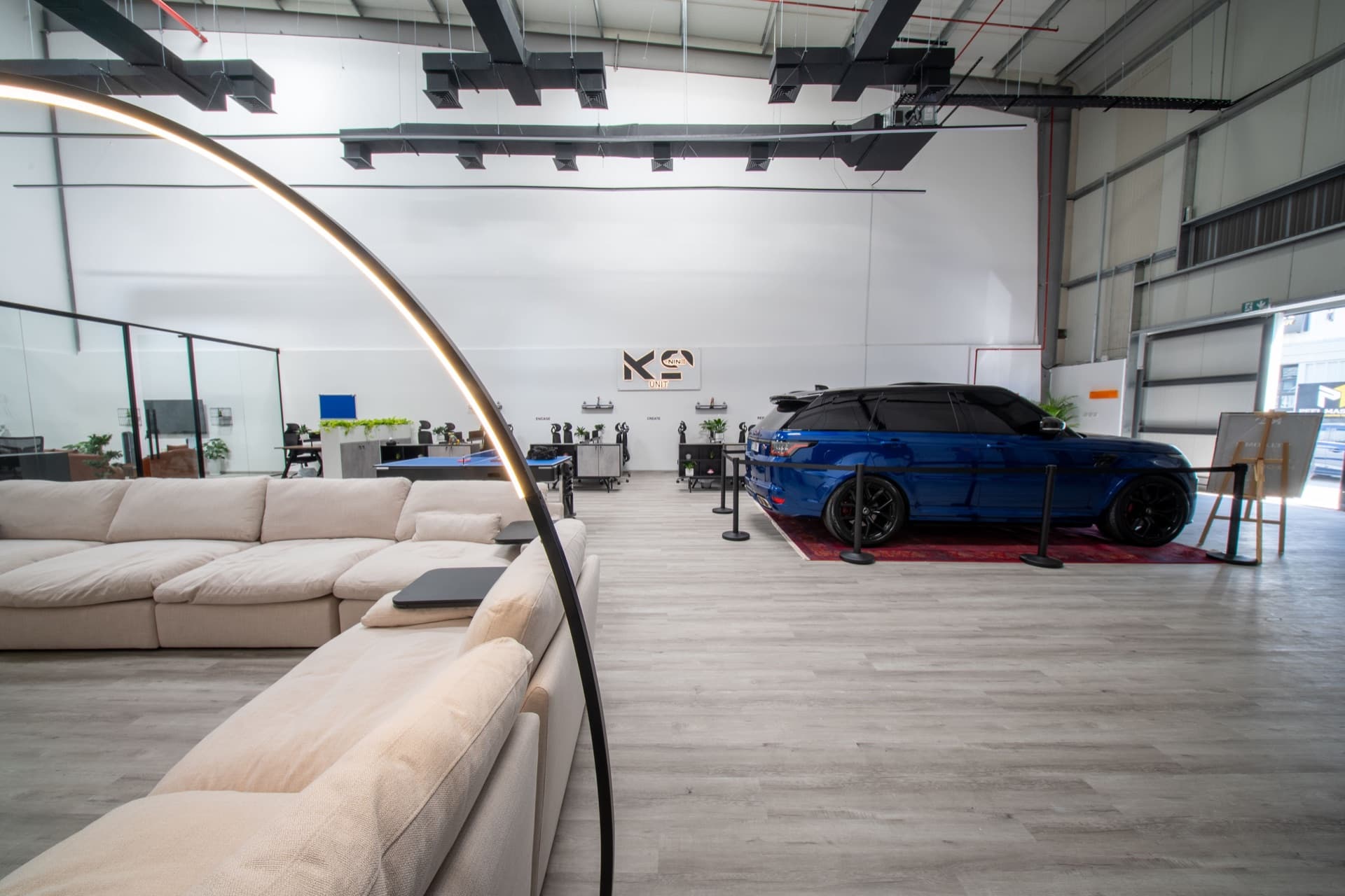 KNINE HQ detail image